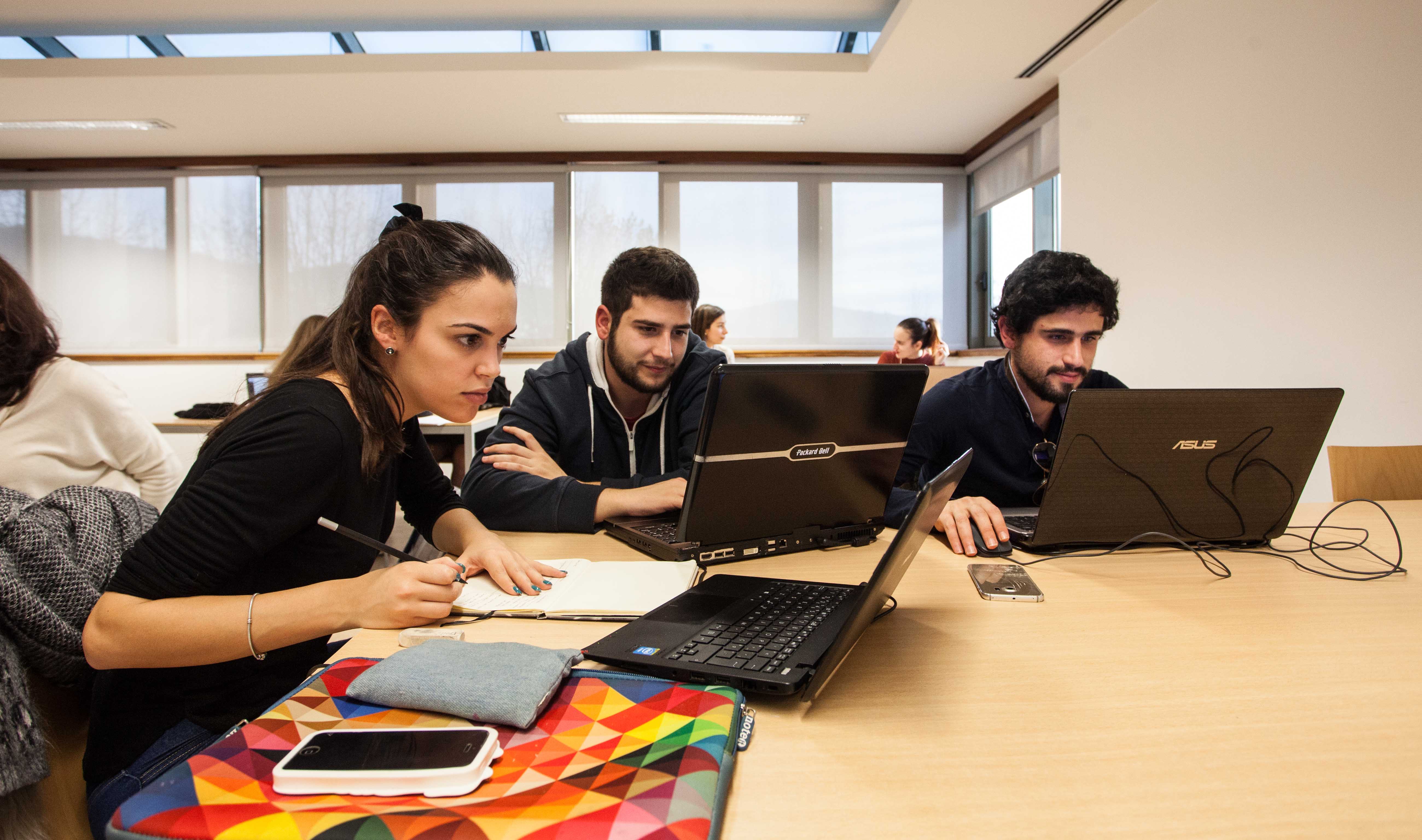 Capacitação dos jovens para uma cidadania digital mais ativa é objetivo do projeto europeu