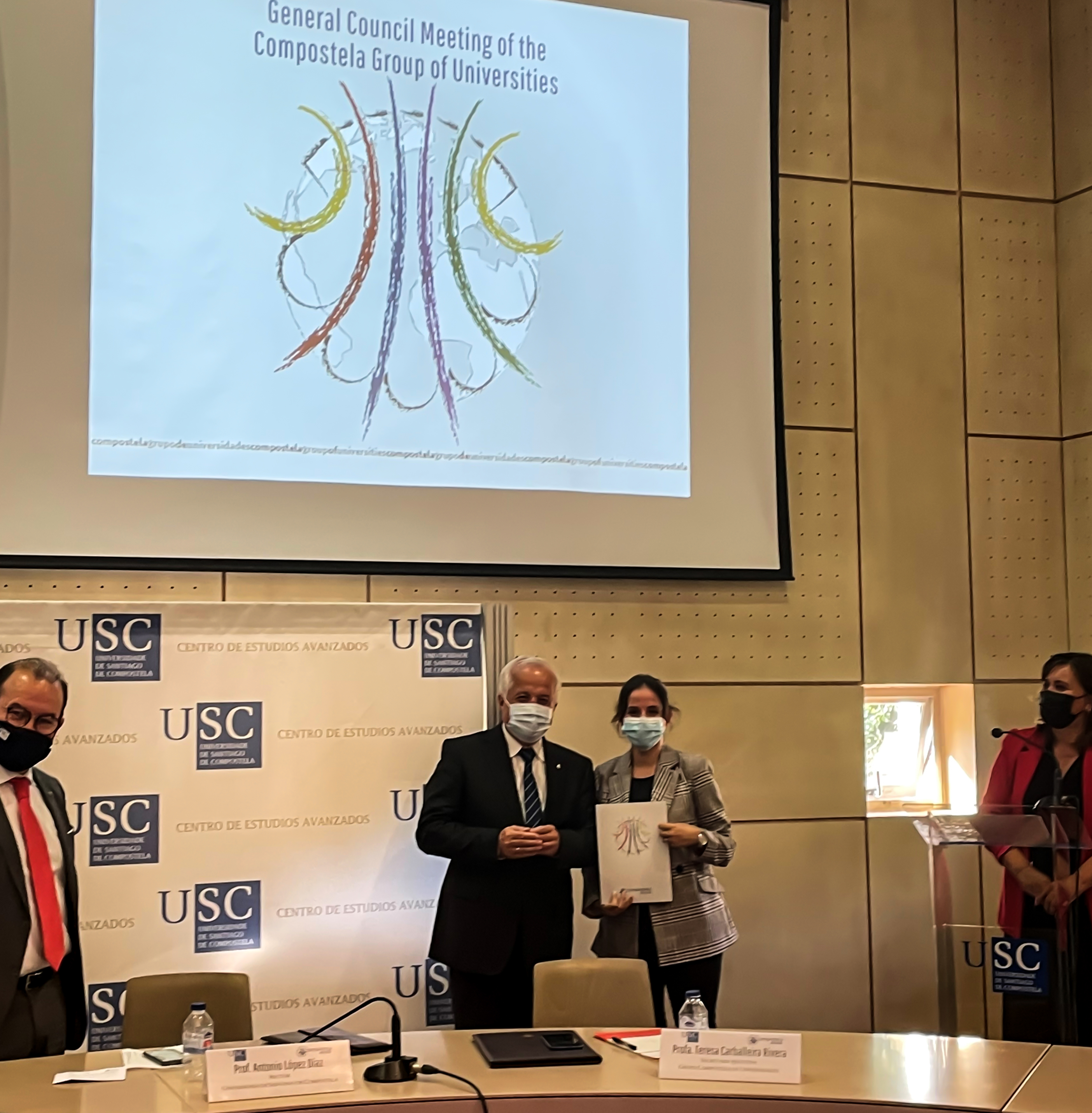 Entrega do prémio (foto: Carla Martins)