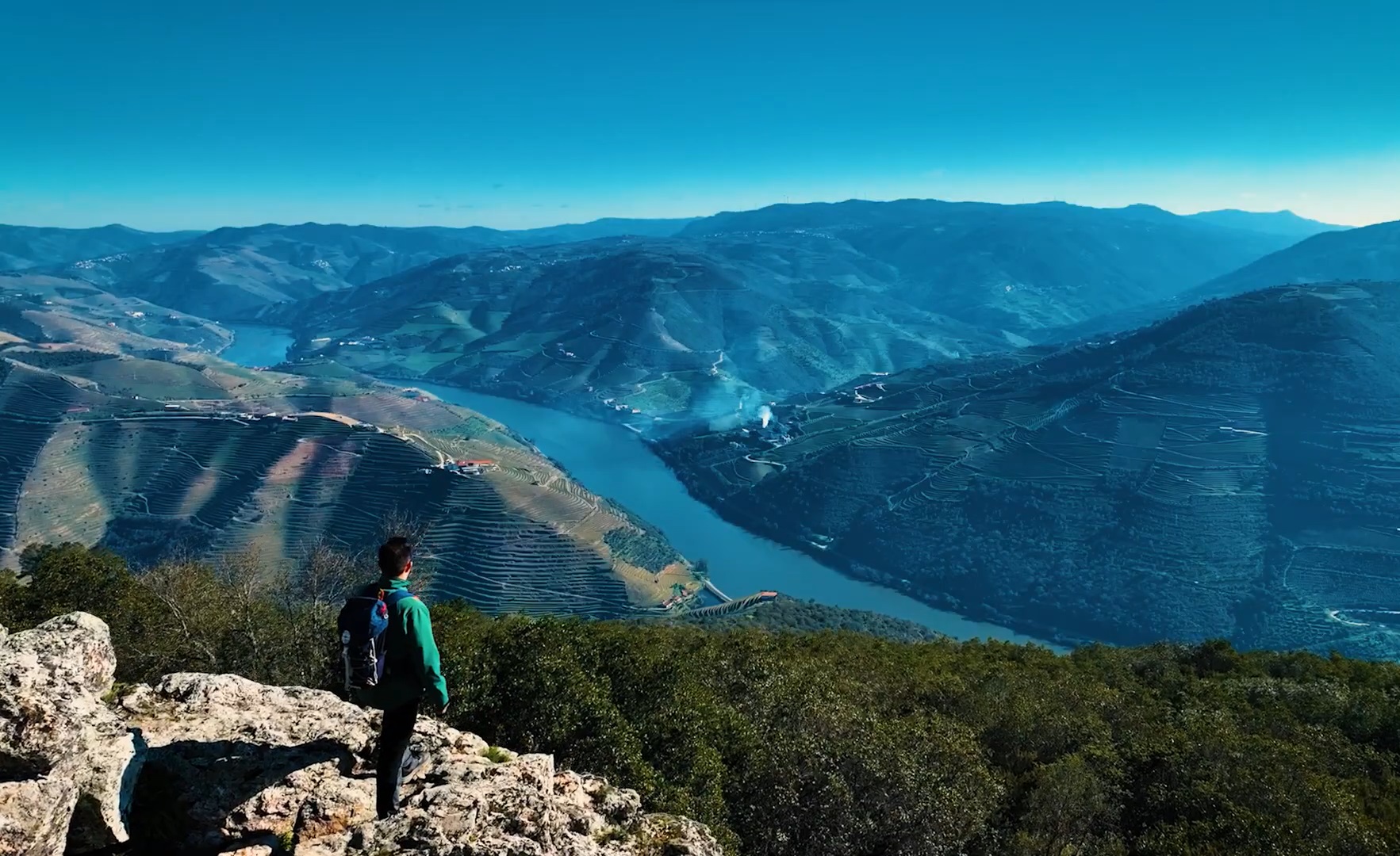 Momento do vídeo We are what we feel