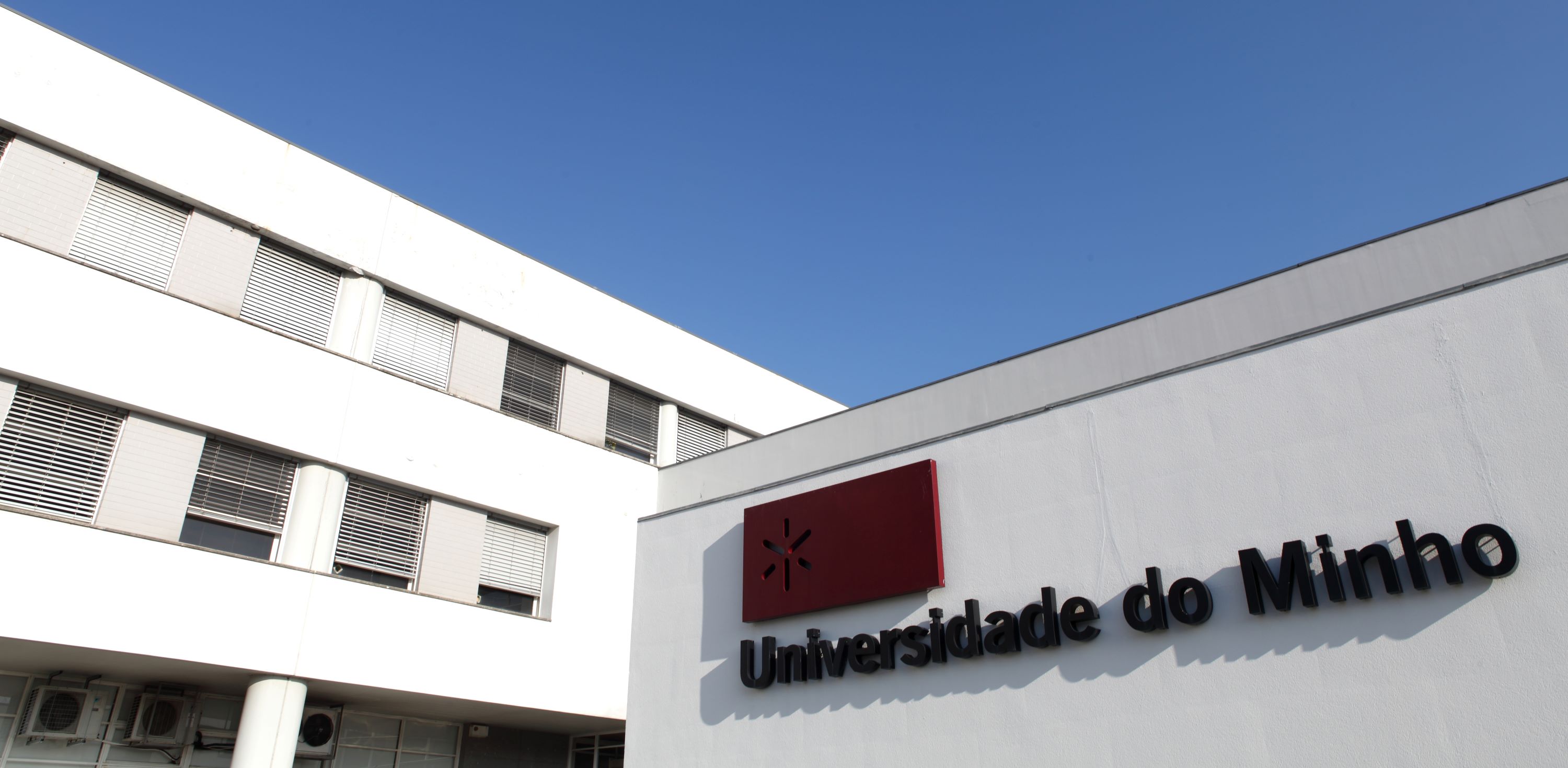 Esta é a nona presença consecutiva da instituição entre as melhores instituições de ensino superior do Mundo.