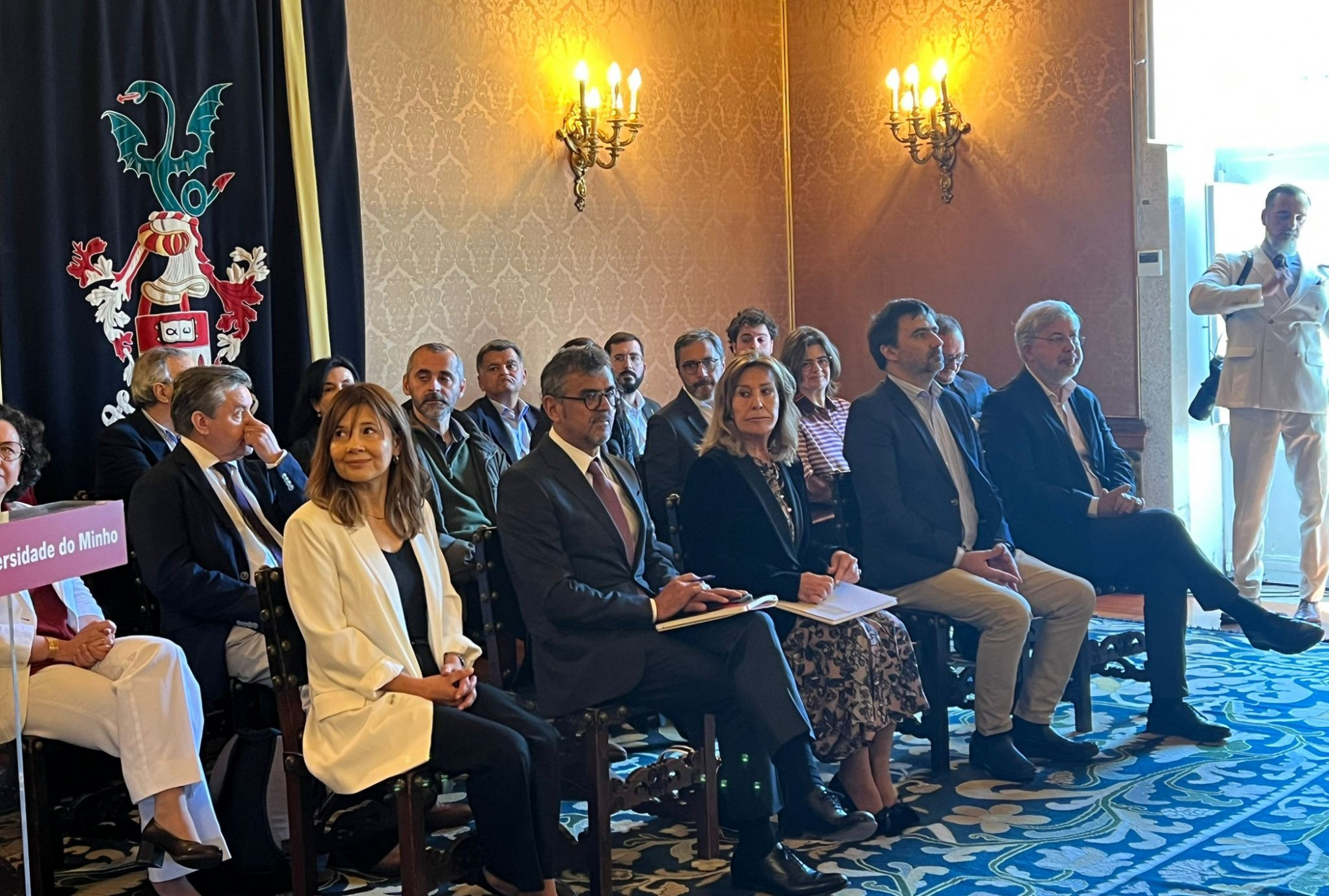 Momento da sessão (foto: RUM)