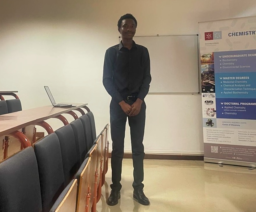 Gercílio Chichava na apresentação da monografia