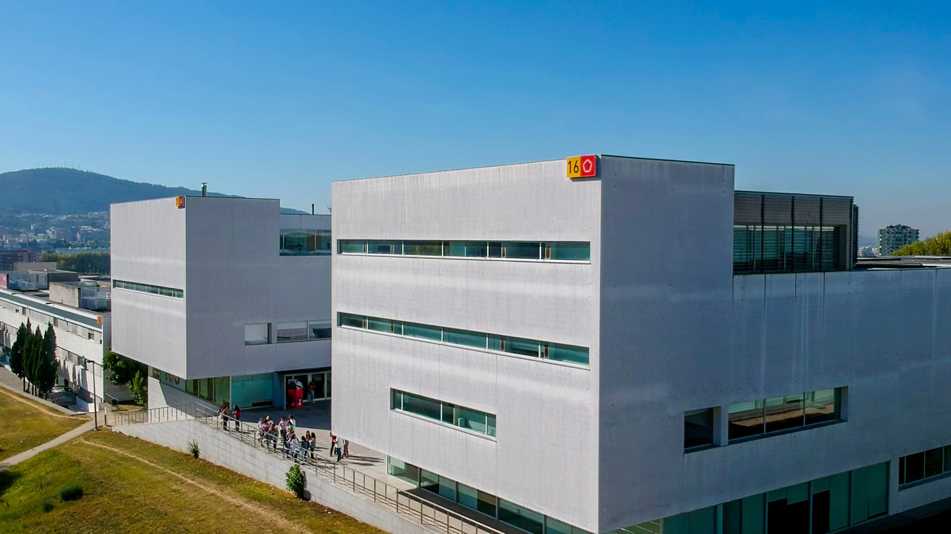 A Escola de Engenharia da UMinho no campus de Gualtar (Braga)