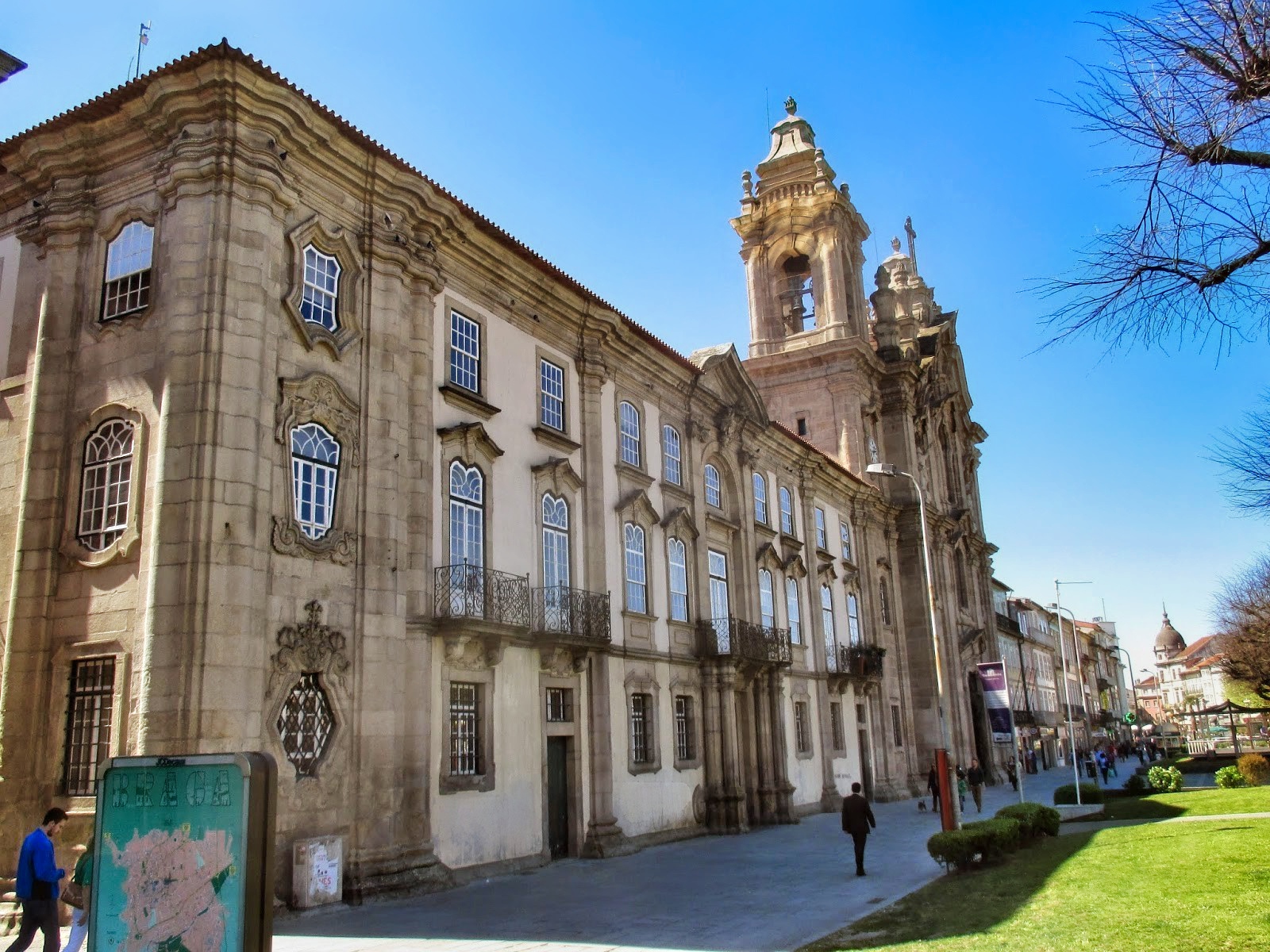 O Departamento de Música da UMinho fica no Edifício dos Congregados da UMinho, no centro de Braga