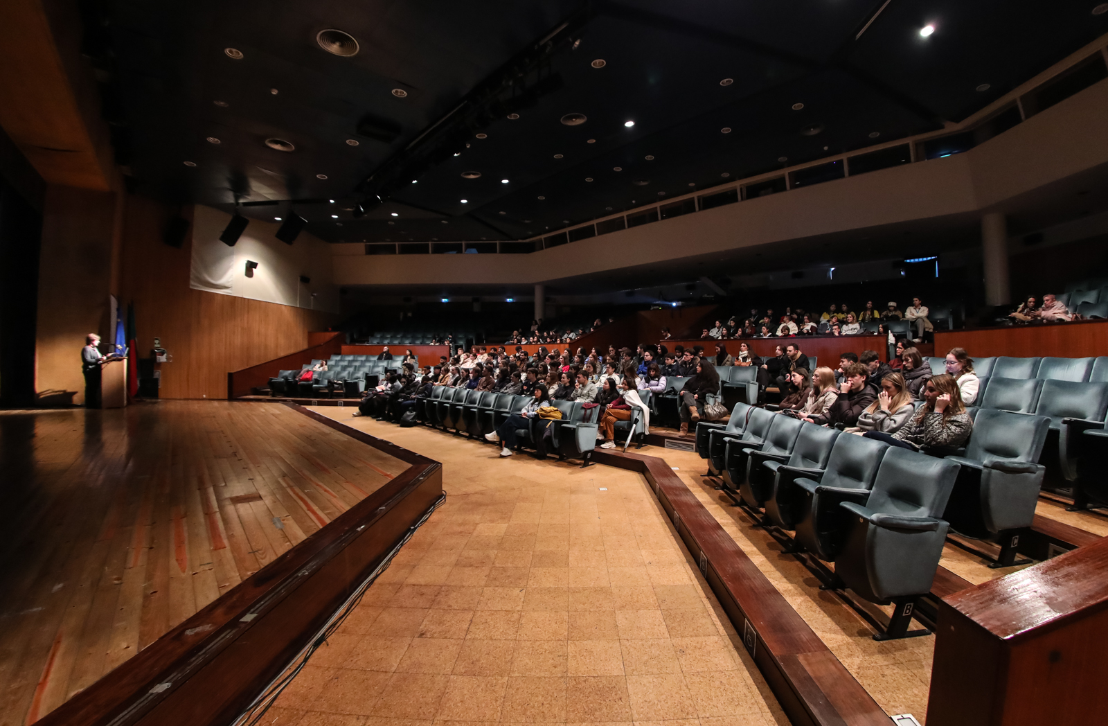 Auditório Nobre acolheu parte dos estudantes estrangeiros que chegaram à UMinho