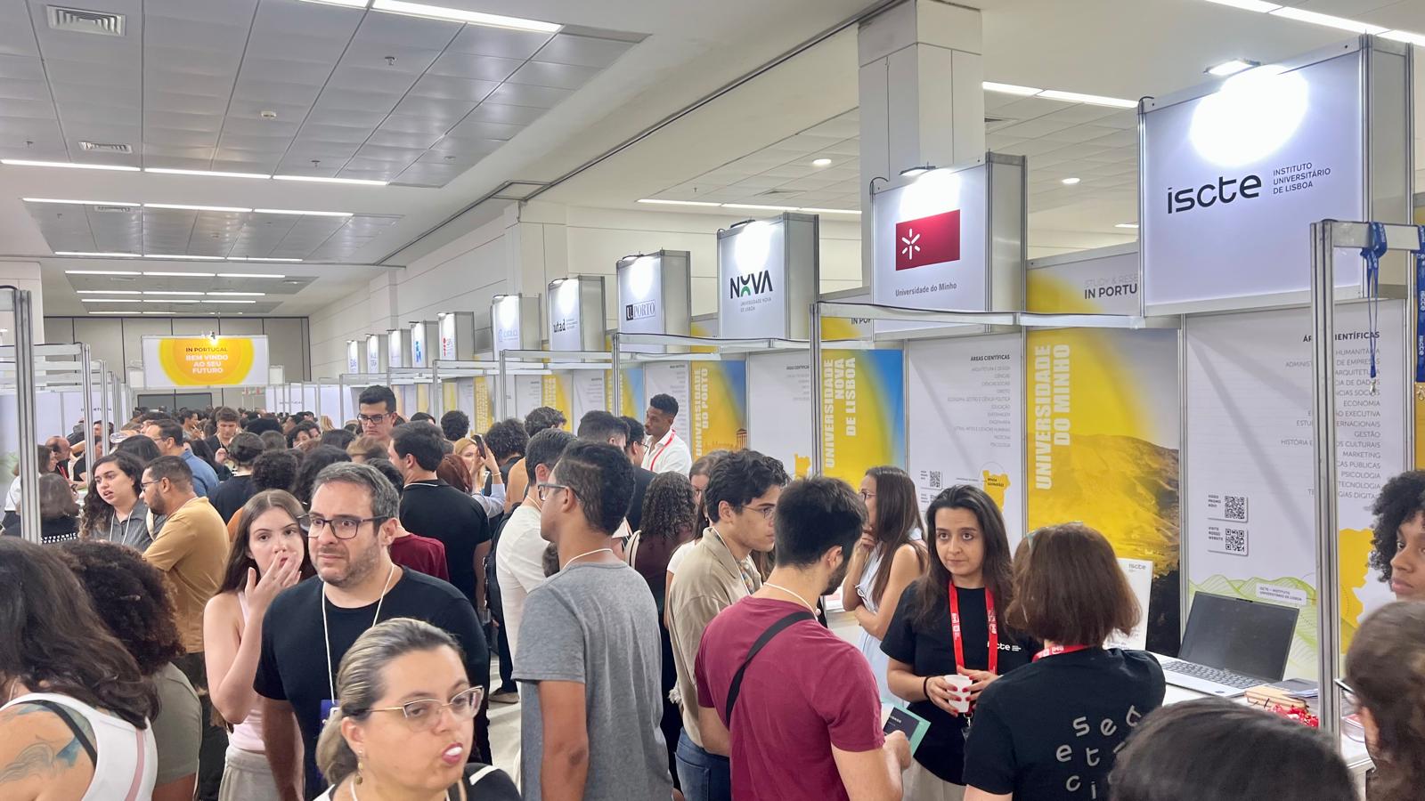 Stand da UMinho integra-se no espaço dedicado a instituições de ensino superior em Portugal