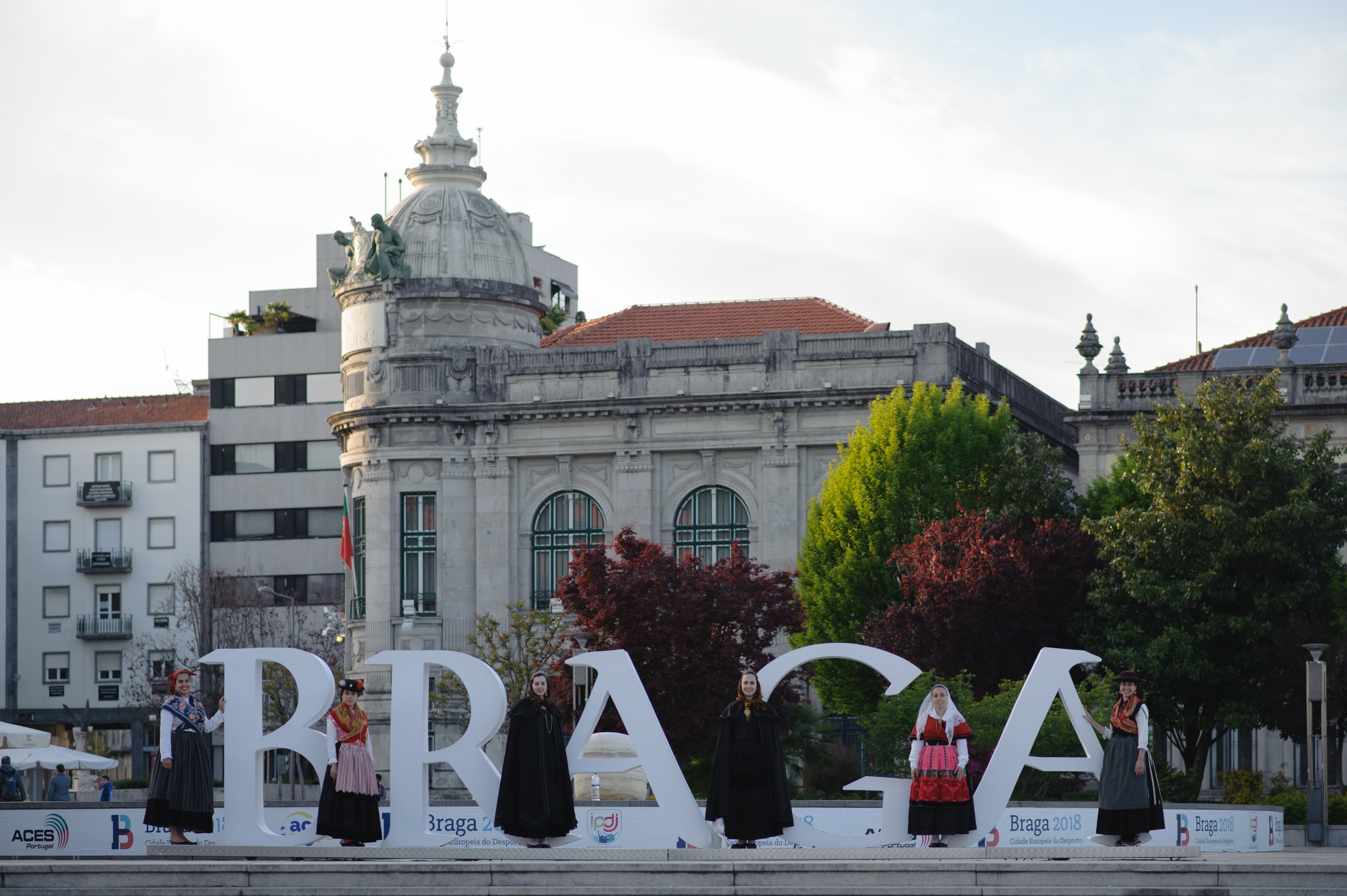 Elementos do GFUM no centro de Braga